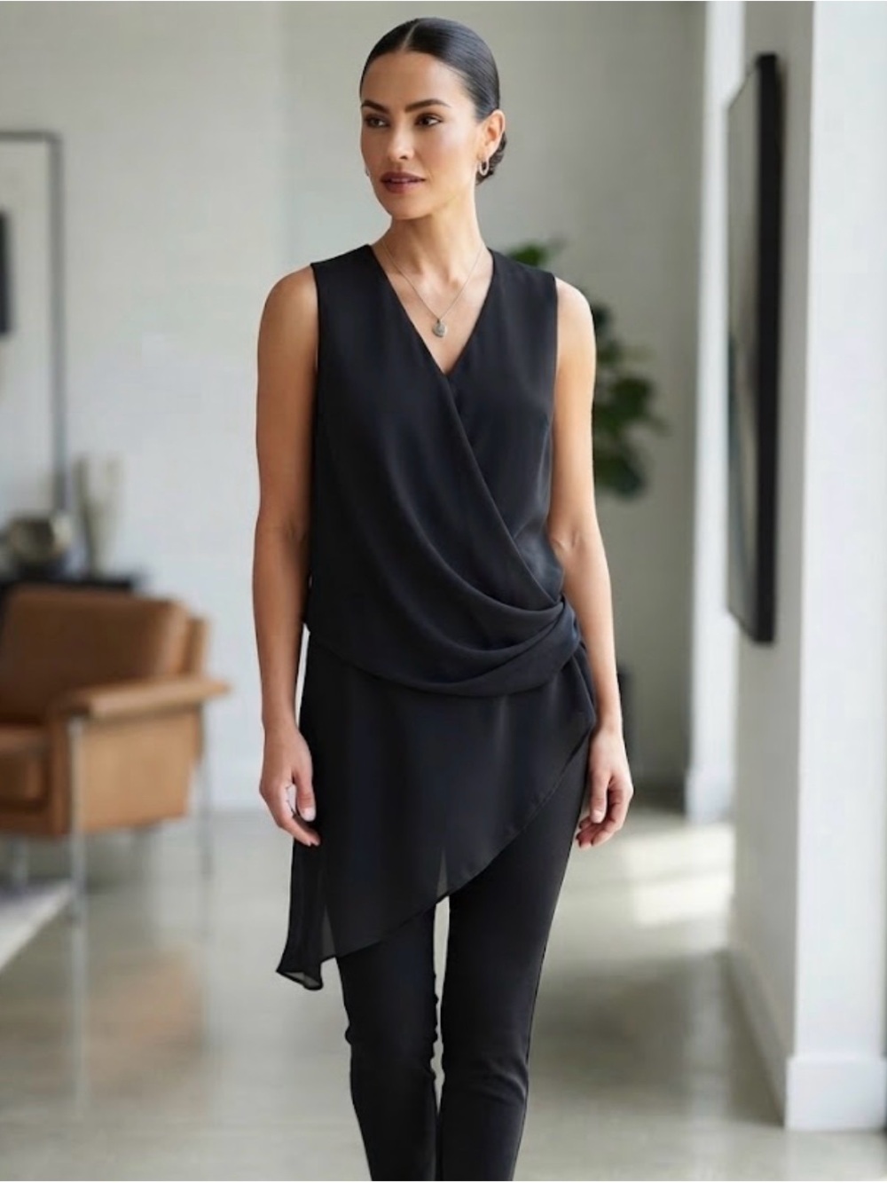Danier Chic Black Sleeveless Draped Tunic Top - #236